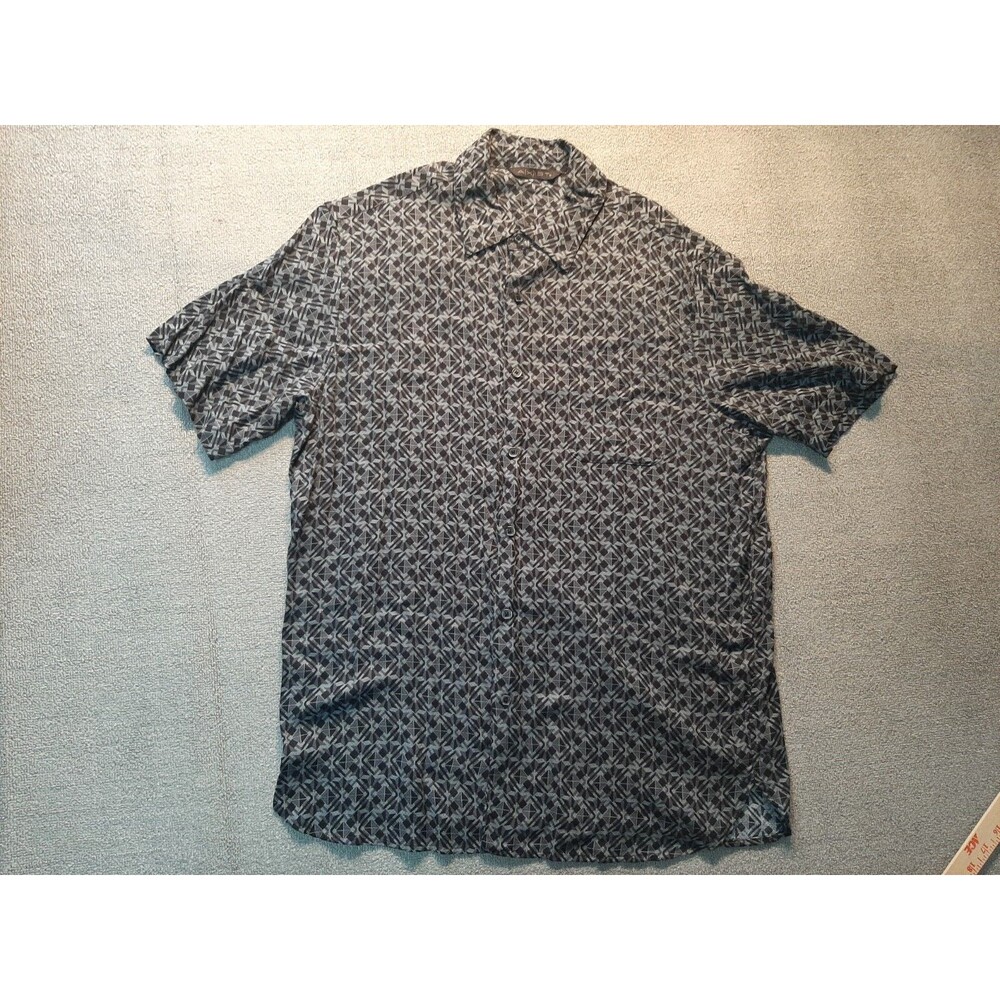 Axist Button Down Dress Shirt Size Large L Black Short Sleeve pocket